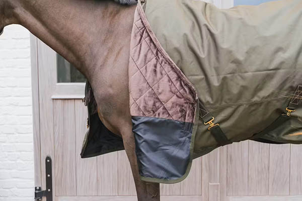 KENTUCKY＞ Turnout Rug All Weather（ターンアウトラグ オールウェザー） 160g ネック付き - Horsy  Net-Store